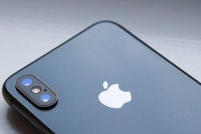 苹果iPhone手电筒按键灰了处理技巧（解决iPhone手电筒按键灰了的简易方法）