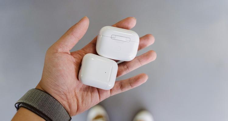 AirPod丢了一只怎么办？（失去AirPod，如何找回丢失的耳机？）  第3张