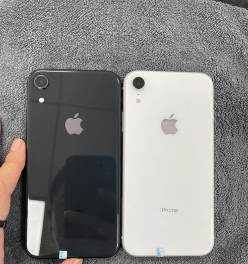 iPhoneXR屏幕尺寸揭秘——一款令人惊艳的大屏手机（全面屏设计、LiquidRetina显示屏）  第1张