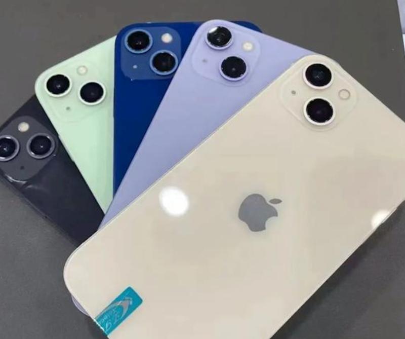 iPhone13颜色选择（探索iPhone13不同颜色的市场价值和保值潜力）  第1张